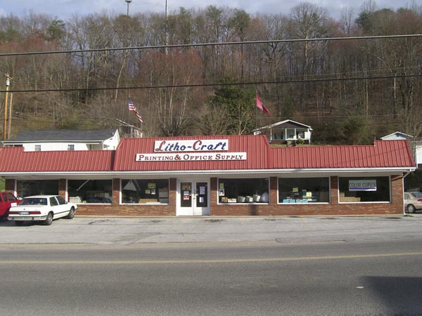 Litho-Craft shopping center exterior